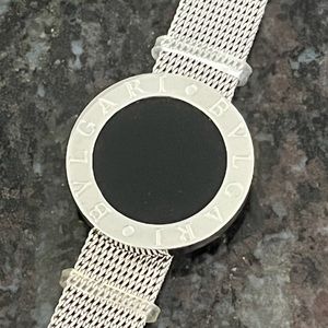 Bvlg’ri Looking Silvertone Belt Bracelet NWOTs.